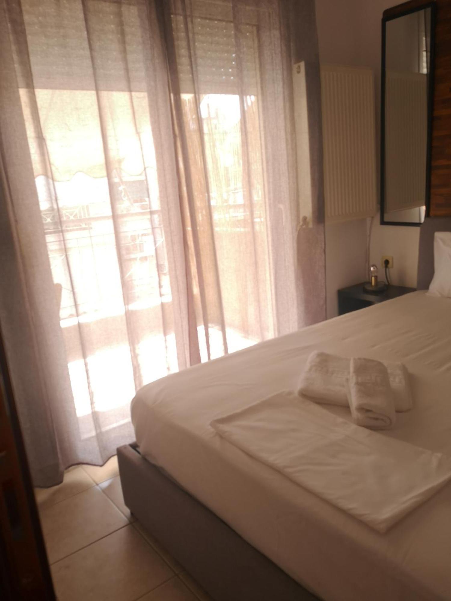 Serres Kavafi 7 City Center , Free Parking Екстер'єр фото